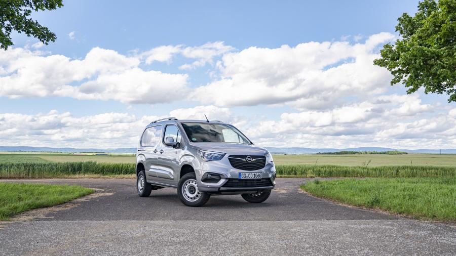  Opel Combo Cargo 4x4 2019 года  (фото 14 из 39)